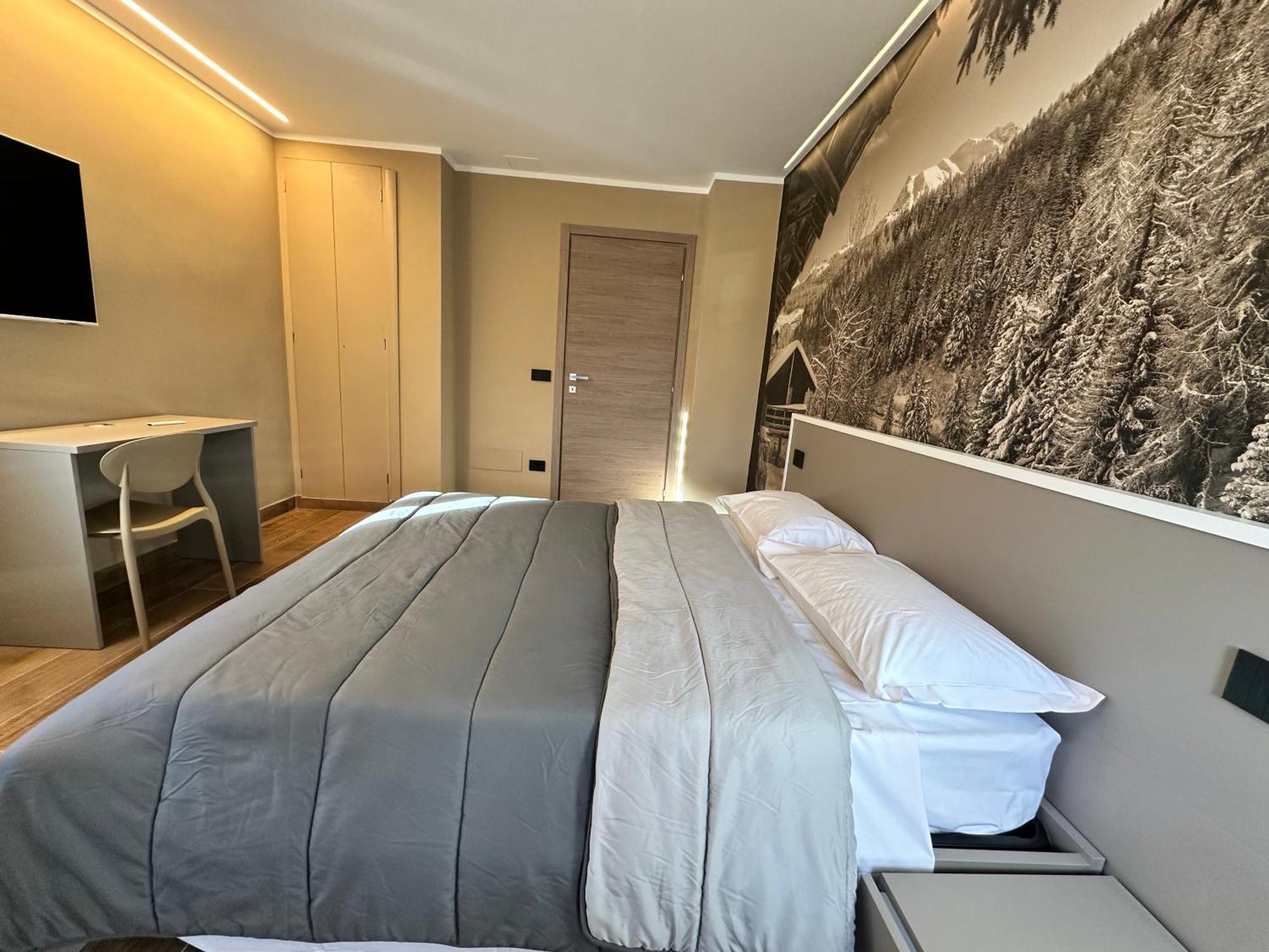 Aosta Center Holidays Apartments Экстерьер фото